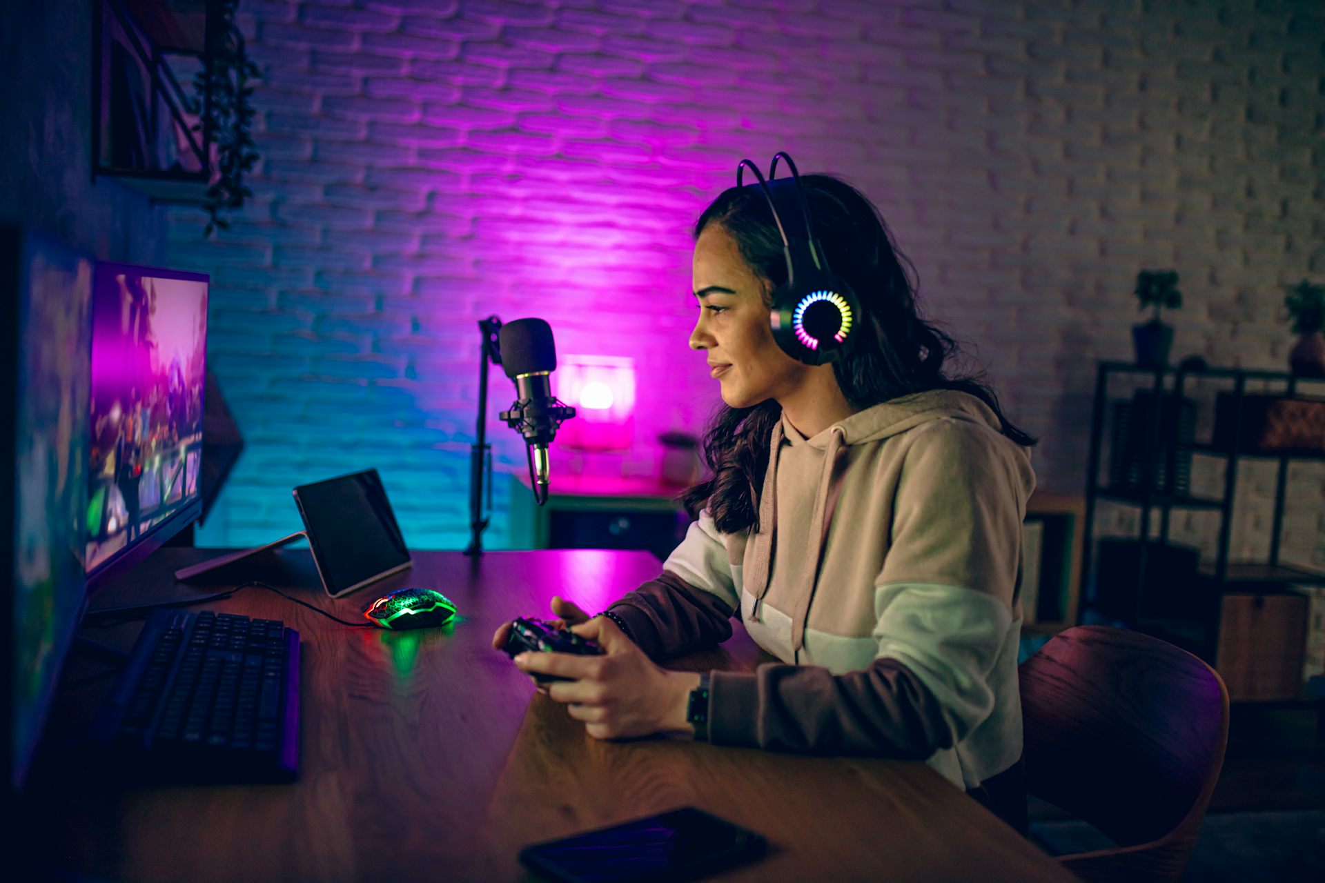 Gaming helps mums recover from parenting stress – but guilt can still get in the way