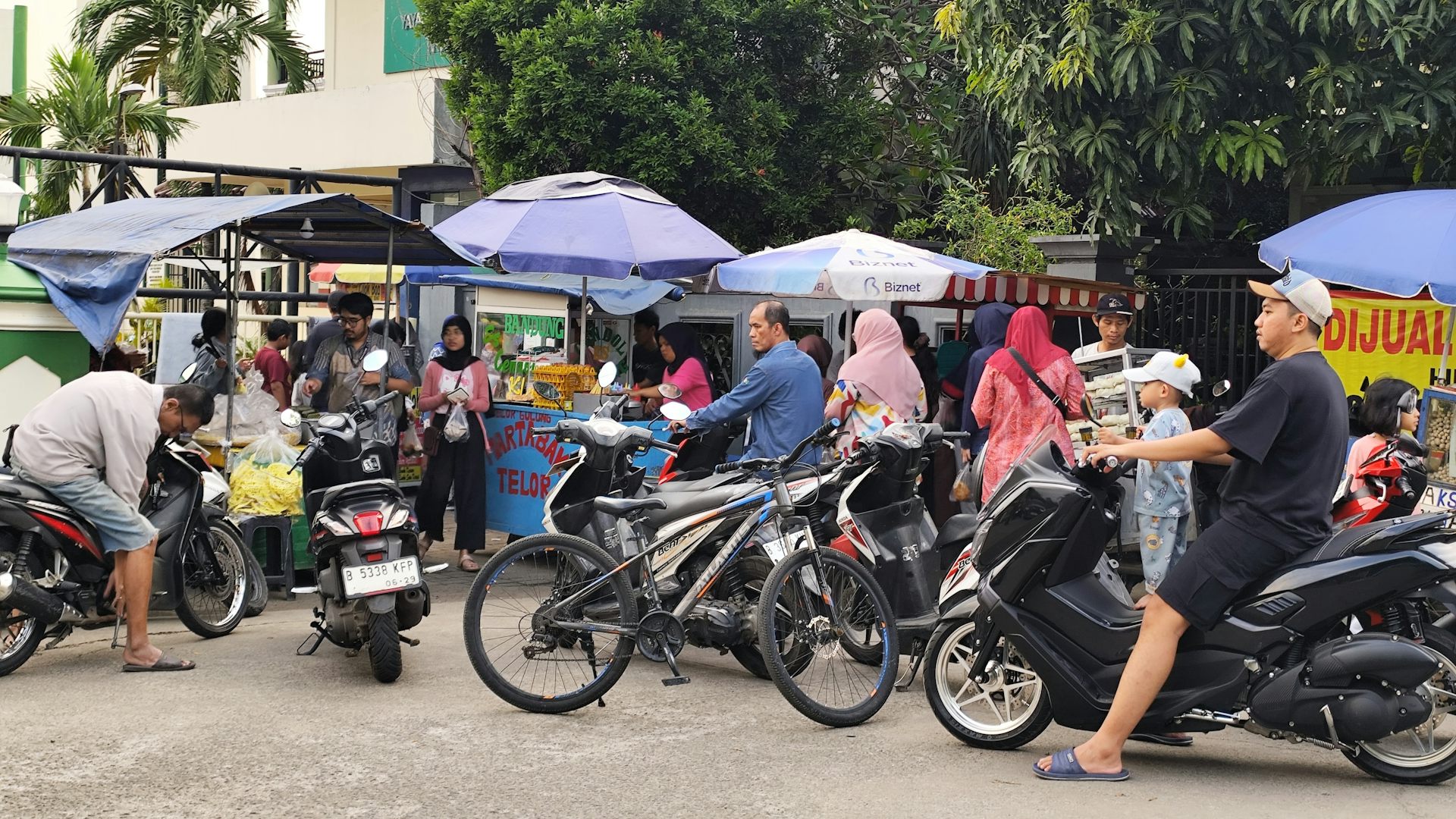 Ramadan jadi peluang &lsquo;brand&rsquo; melejit: Intip strategi Marjan, Promag, dan sarung Atlas