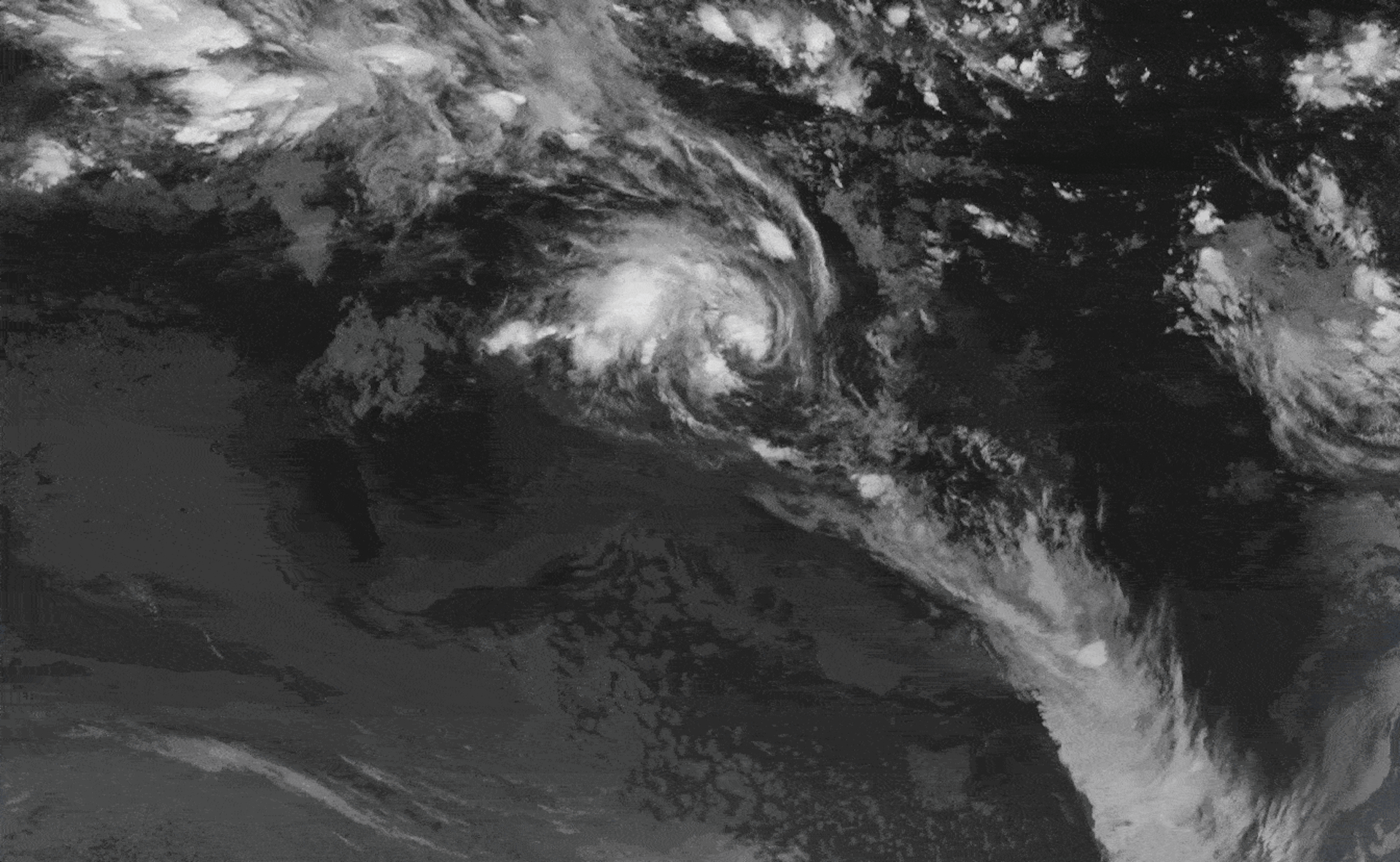 Severe flooding - in central Australia? How a vast humid air mass could soak the desert