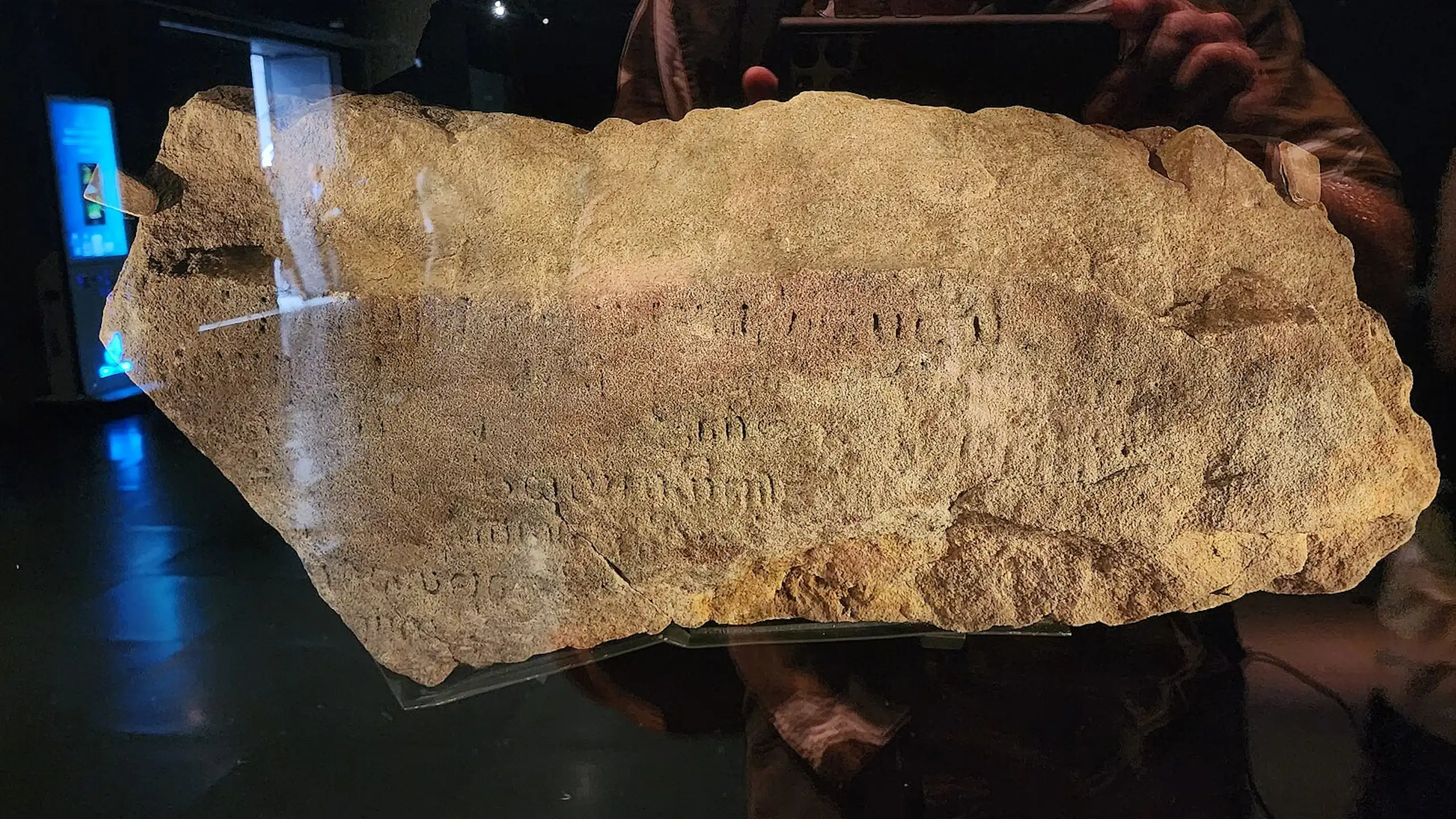 A picture of the Singapore Stone