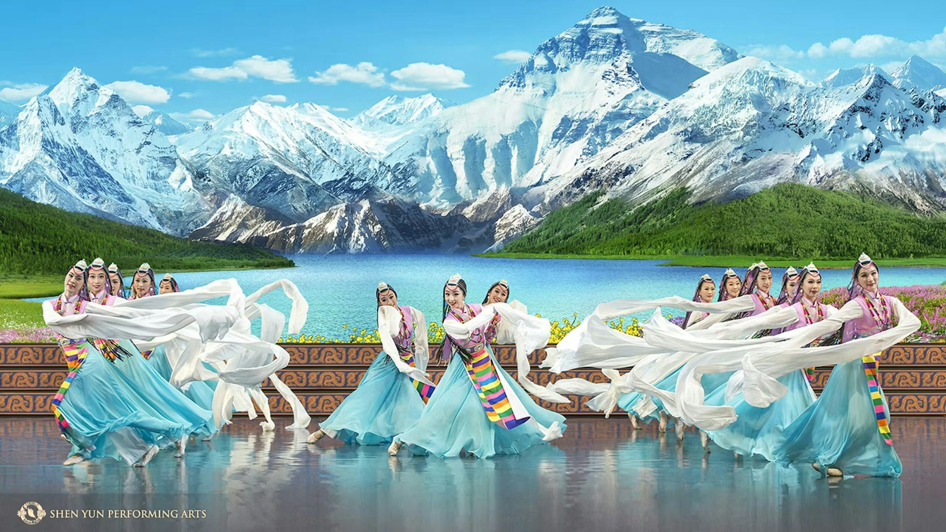 What is Shen Yun, the Chinese dance troupe connected to the bomb threat at the Lodge?