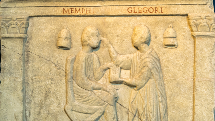 Depiction of eye examination, Roman copy of Greek original