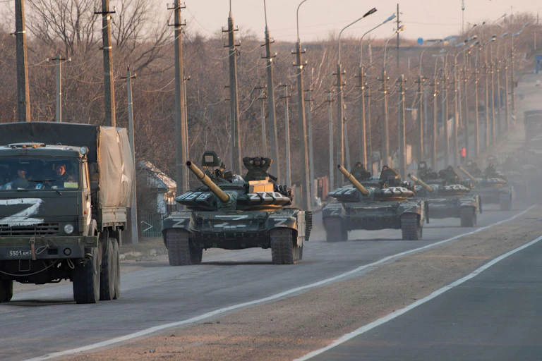 A convoy of Russian tanks bearing the 'Z' for victory sign.