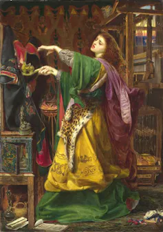 Un tableau de la fée Morgane réalisé par Frederick Sandys entre 1863 et 1864 la représente en train d’ensorceler un manteau