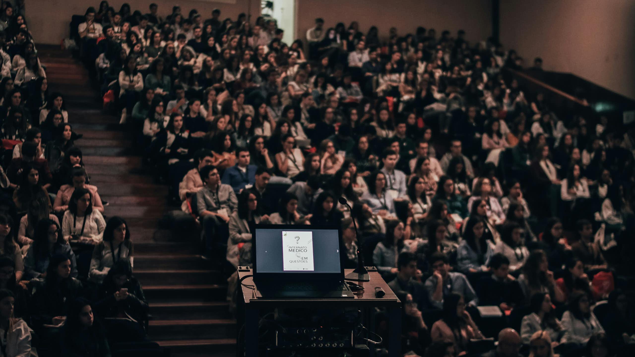 Amphithéâtre d'université.