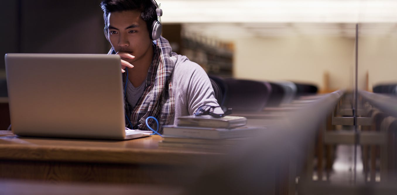 Helping Students Recognize When to Embrace Challenges Helping Students Recognize When to Embrace Challenges