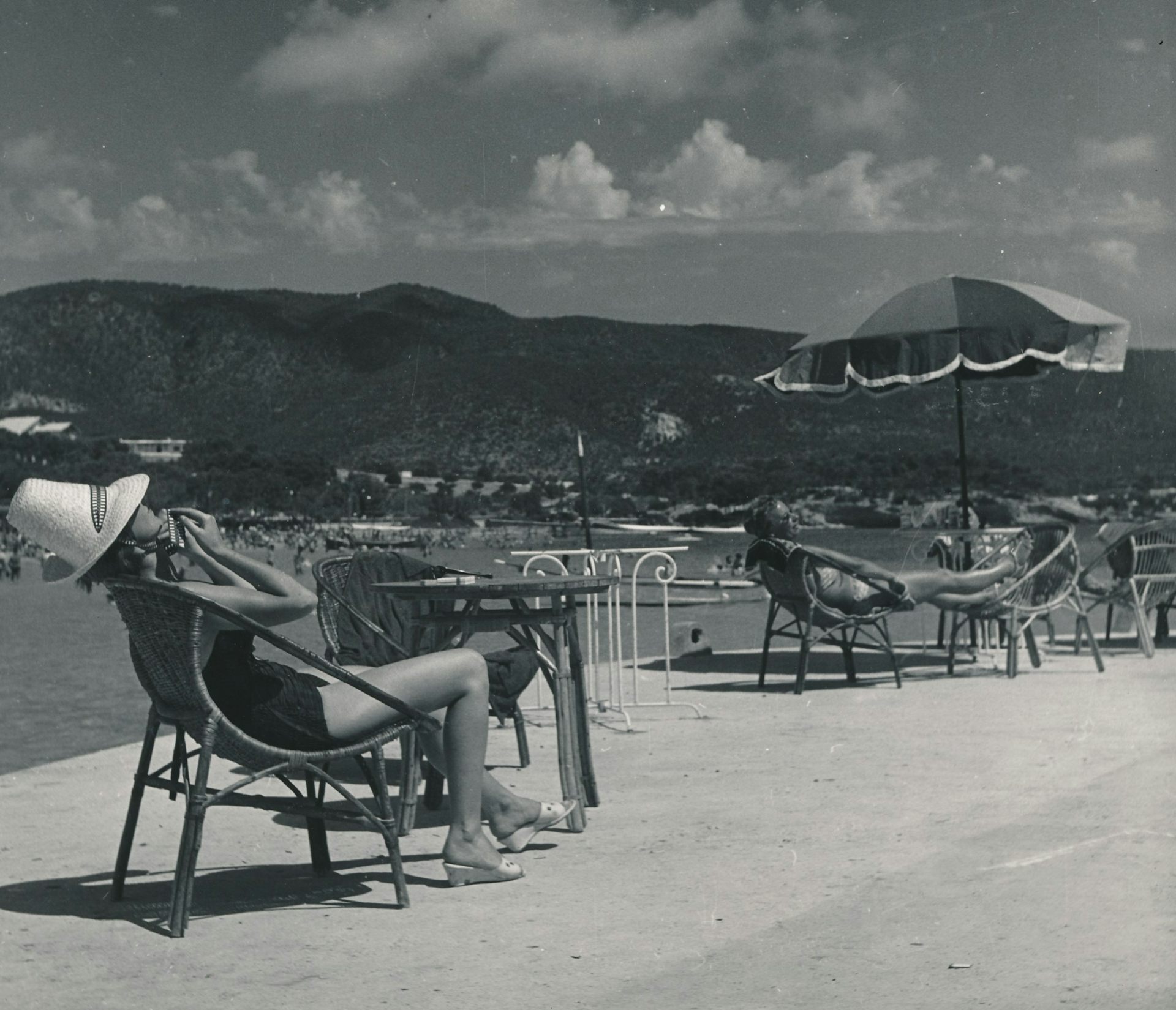 Beyond the ‘Spain is Different’ slogan: putting an end to tourist clichés about Spain