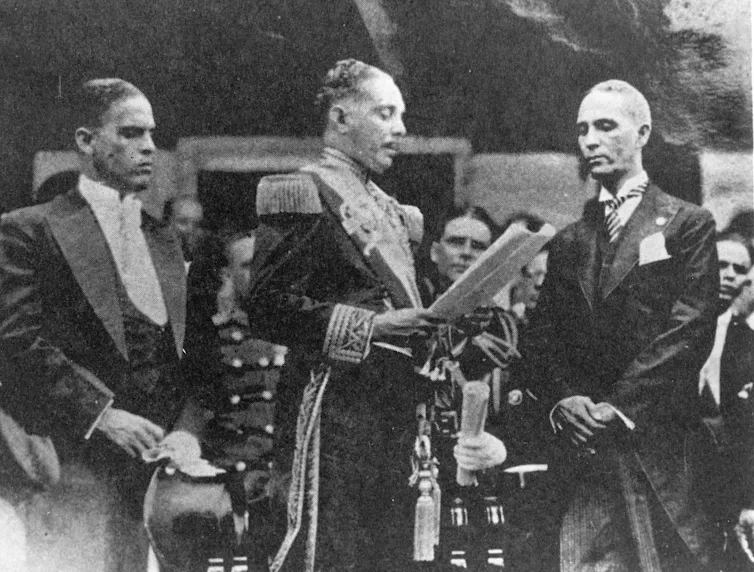 Rafael Trujillo being sworn in as Panamanian president.