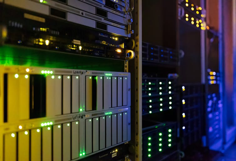 Noir Lab Computer Room