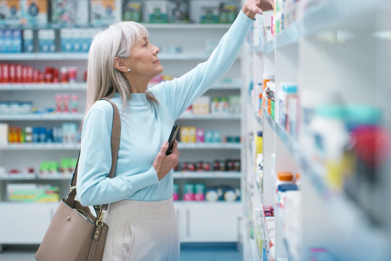 Woman shops for vitamin C supplement
