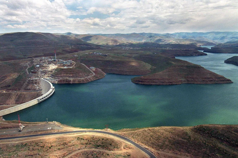 Landscape of a large dam in a mountainous area