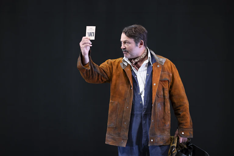 Production image: Steve Bastoni plays a construction worker.