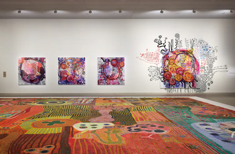 Gallery of a series of works by Aboriginal artists.