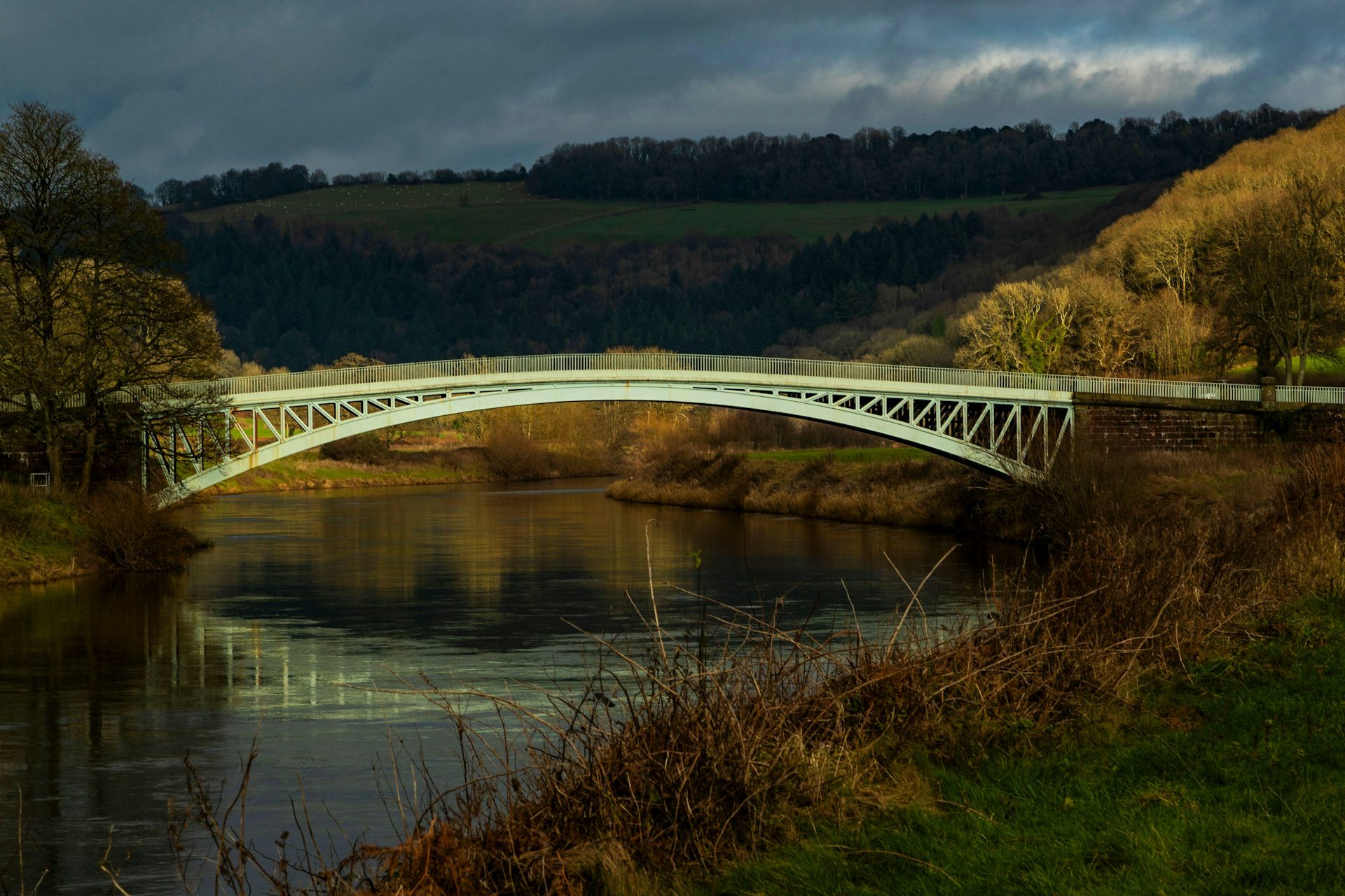 If rivers had legal rights, sewage scandals would be much harder to ignore