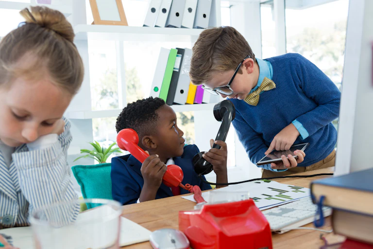 Enfants au travail.