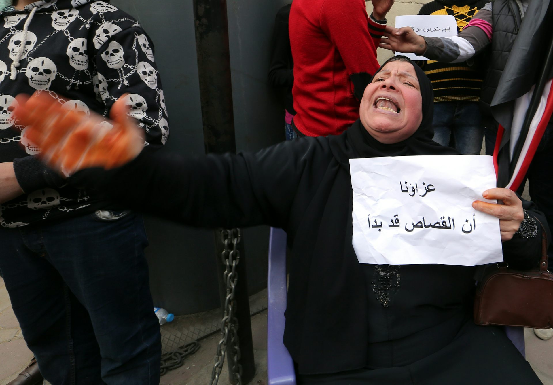 Egypt fights Islamic State and pushes for economic growth