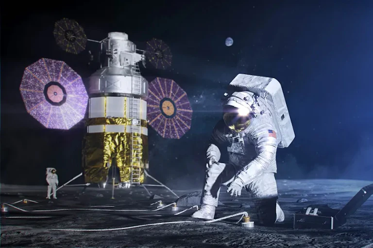 Astronaut on Moon