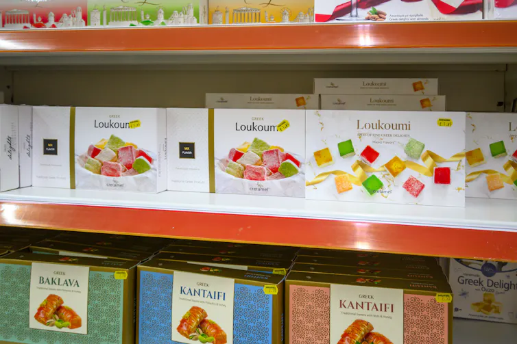 Θα μπορούσε η σύγκρουση στη Μέση Ανατολή να ανοίξει την πόρτα στους ελέγχους των τιμών; Δείτε πώς λειτουργεί στην Ελλάδα