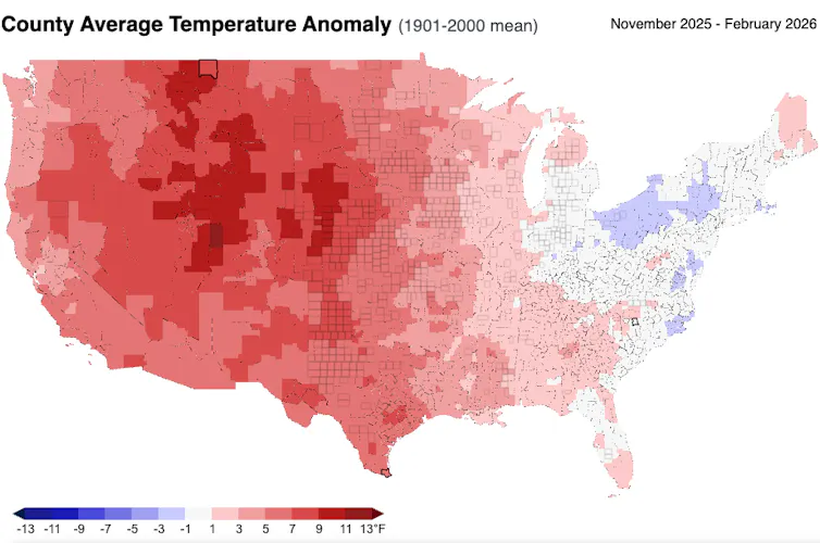 La alarmante poca nieve de este invierno permite vislumbrar el ritmo cambiante del agua en el oeste de EE. UU. 2 El mapa muestra amplias anomalías de temperatura en el oeste de EE. UU. en comparación con el promedio del siglo XX.