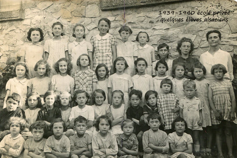 Photo de classe de l’année 1939-1940 : « Quelques élèves alsaciens. »