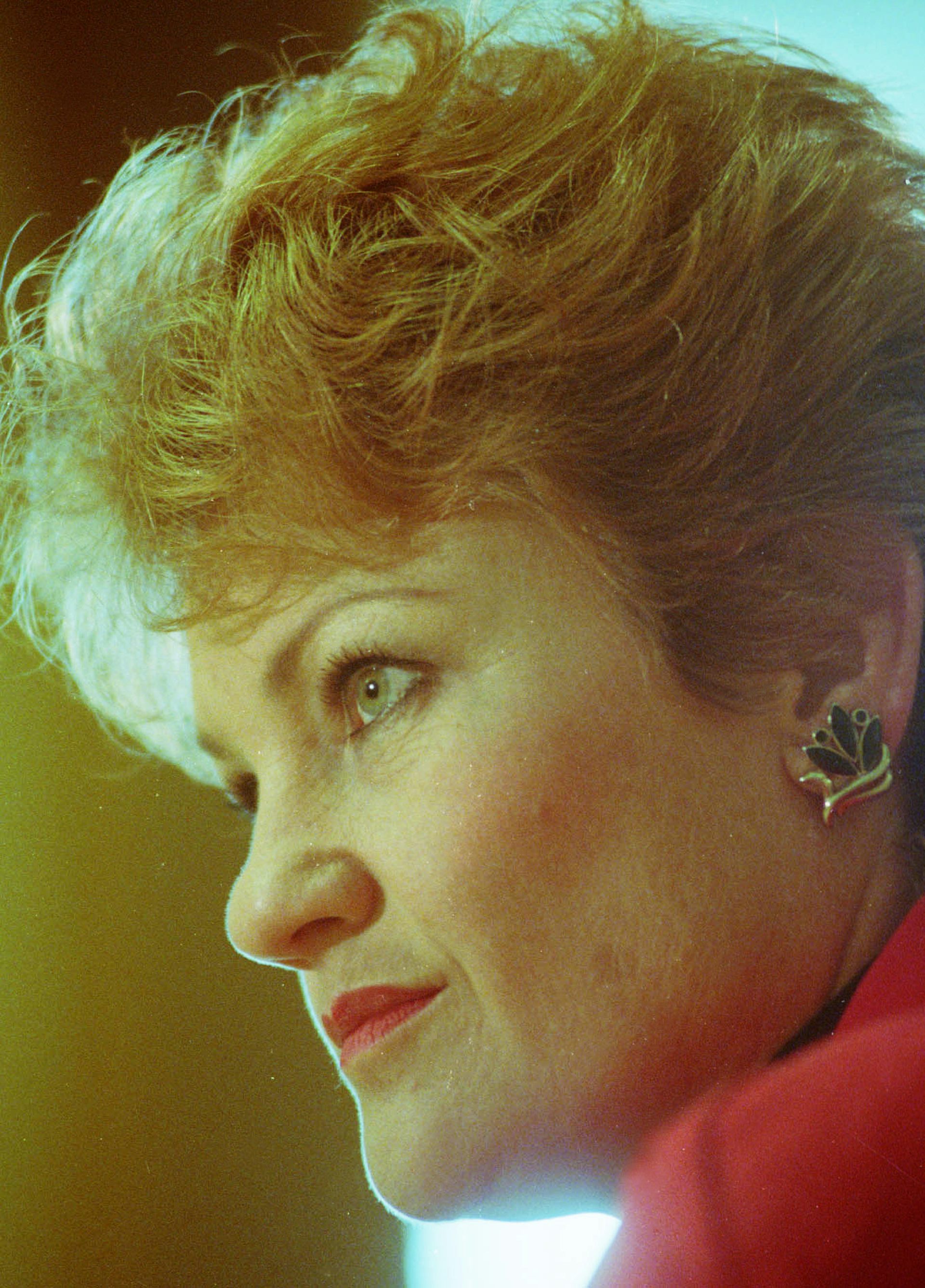 alt:Pauline Hanson looking frantic