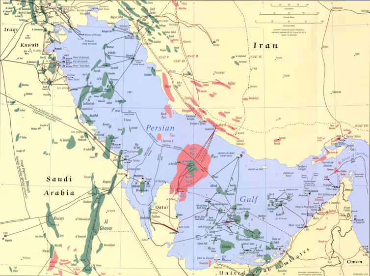 A map of the Persian Gulf region shows locations of oil and gas fields.