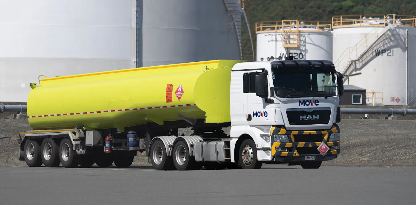 The government has boxed itself in over fuel saving strategies – but there is a way out