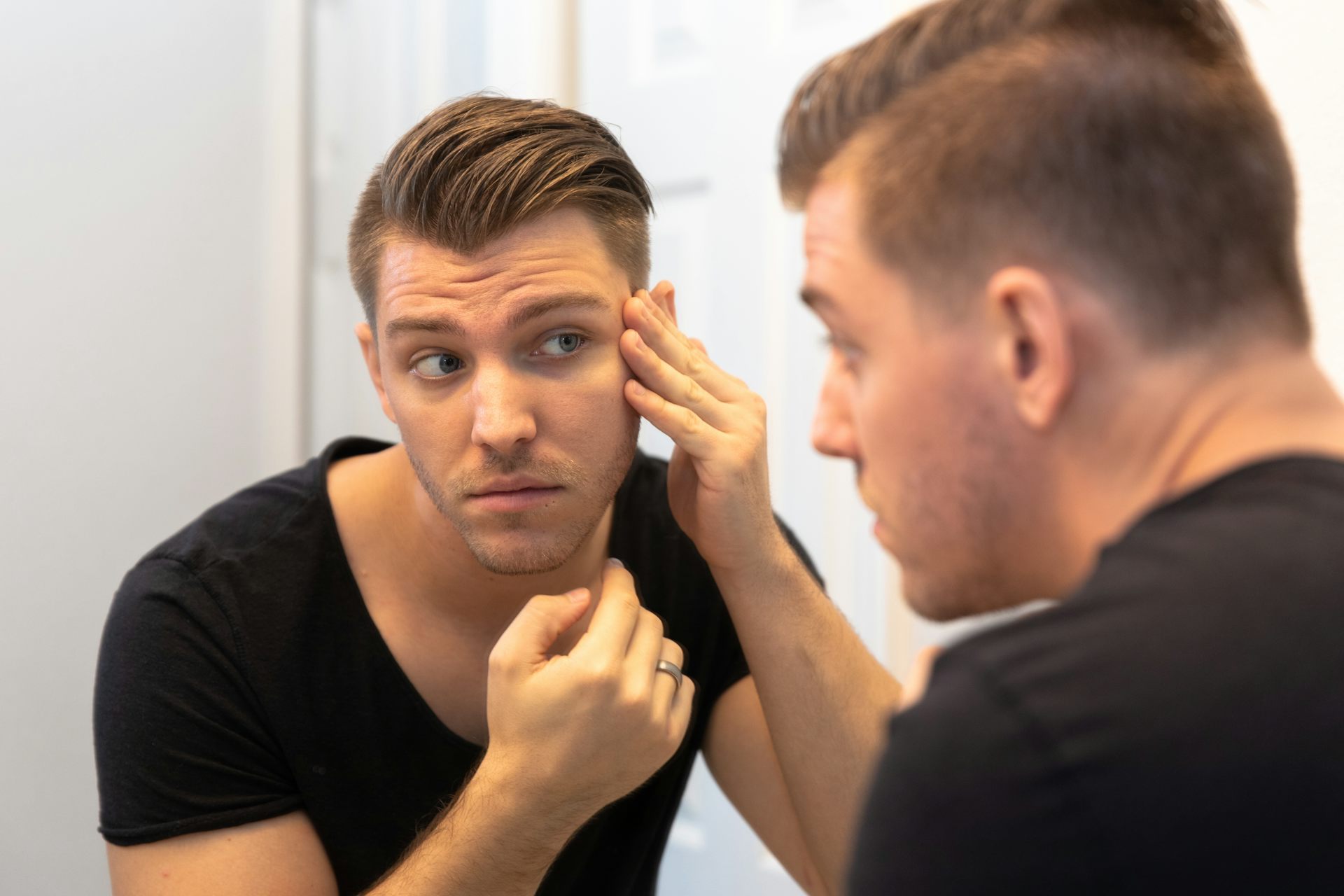 The pseudoscientific attractiveness scale that grew out of incel forums and is now making money for looksmaxxing influencers