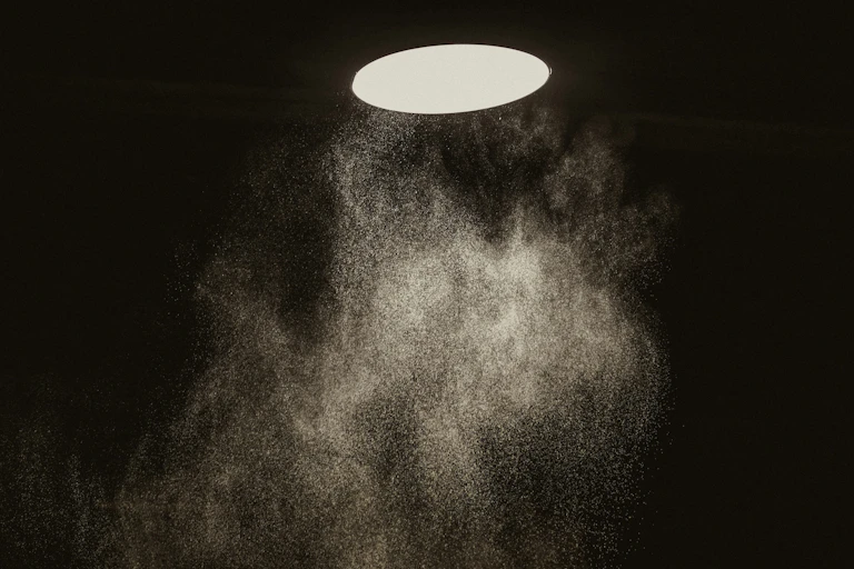 gouttes sous un lampadaire