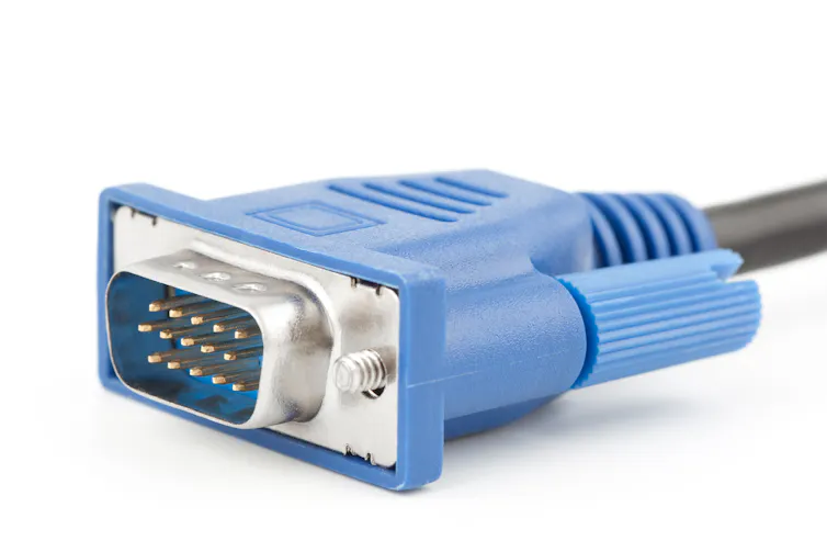 an electronics plug showing pins at the interfacing end