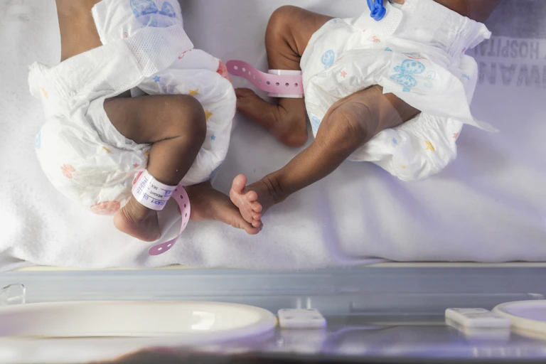 Two babies in an incubator