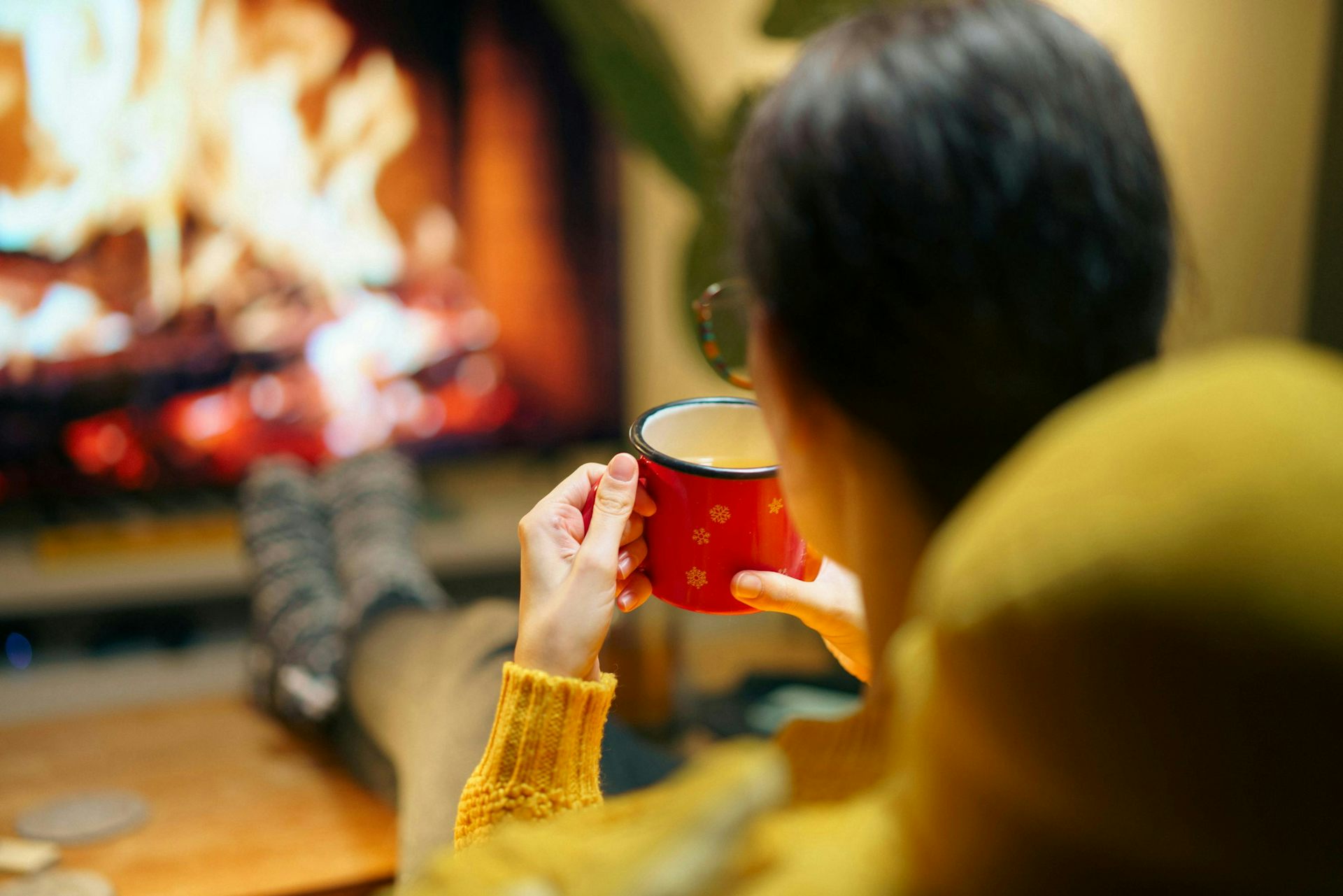 Low-cost and unexpected ways to keep warm and save energy this winter