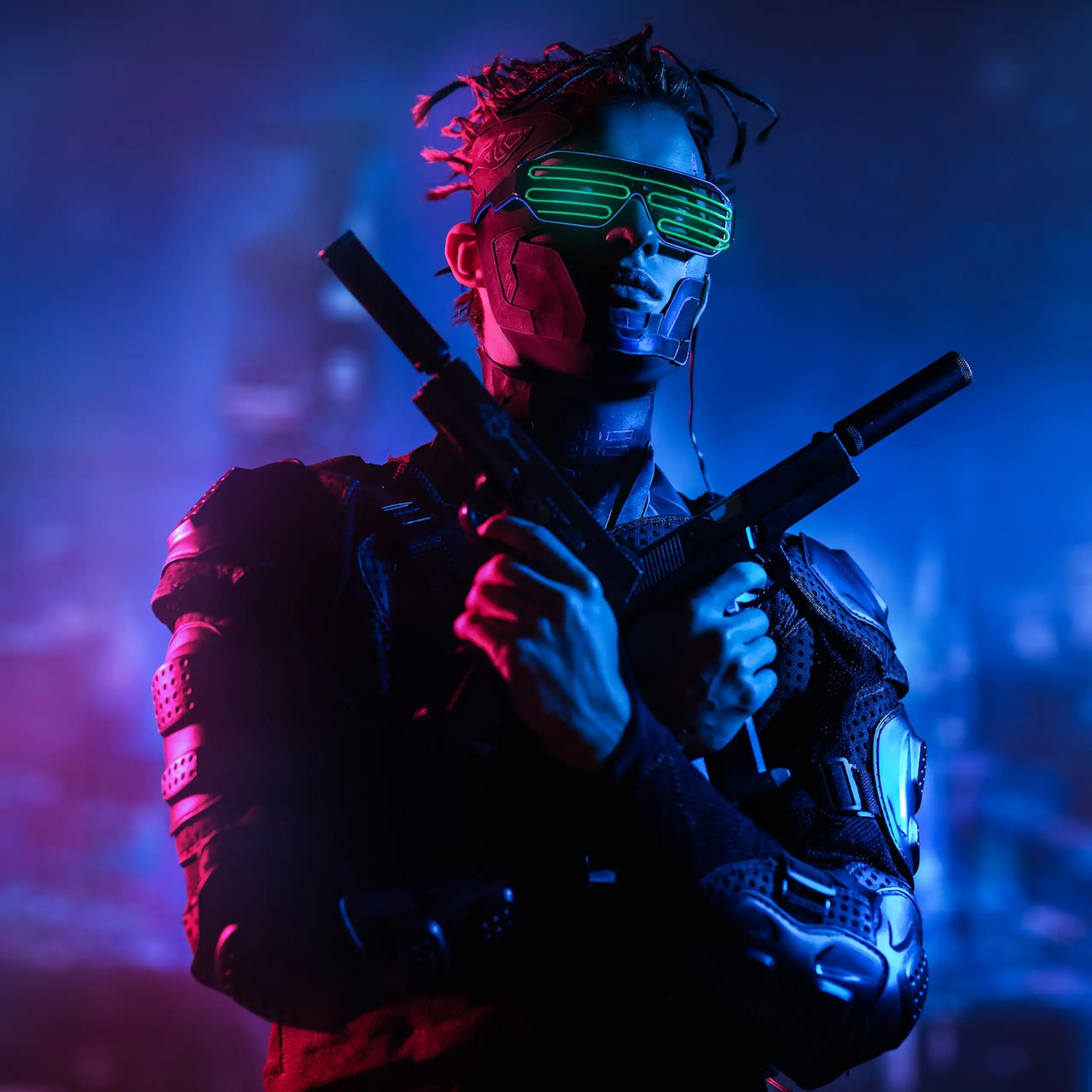 un guerrier cyberpunk