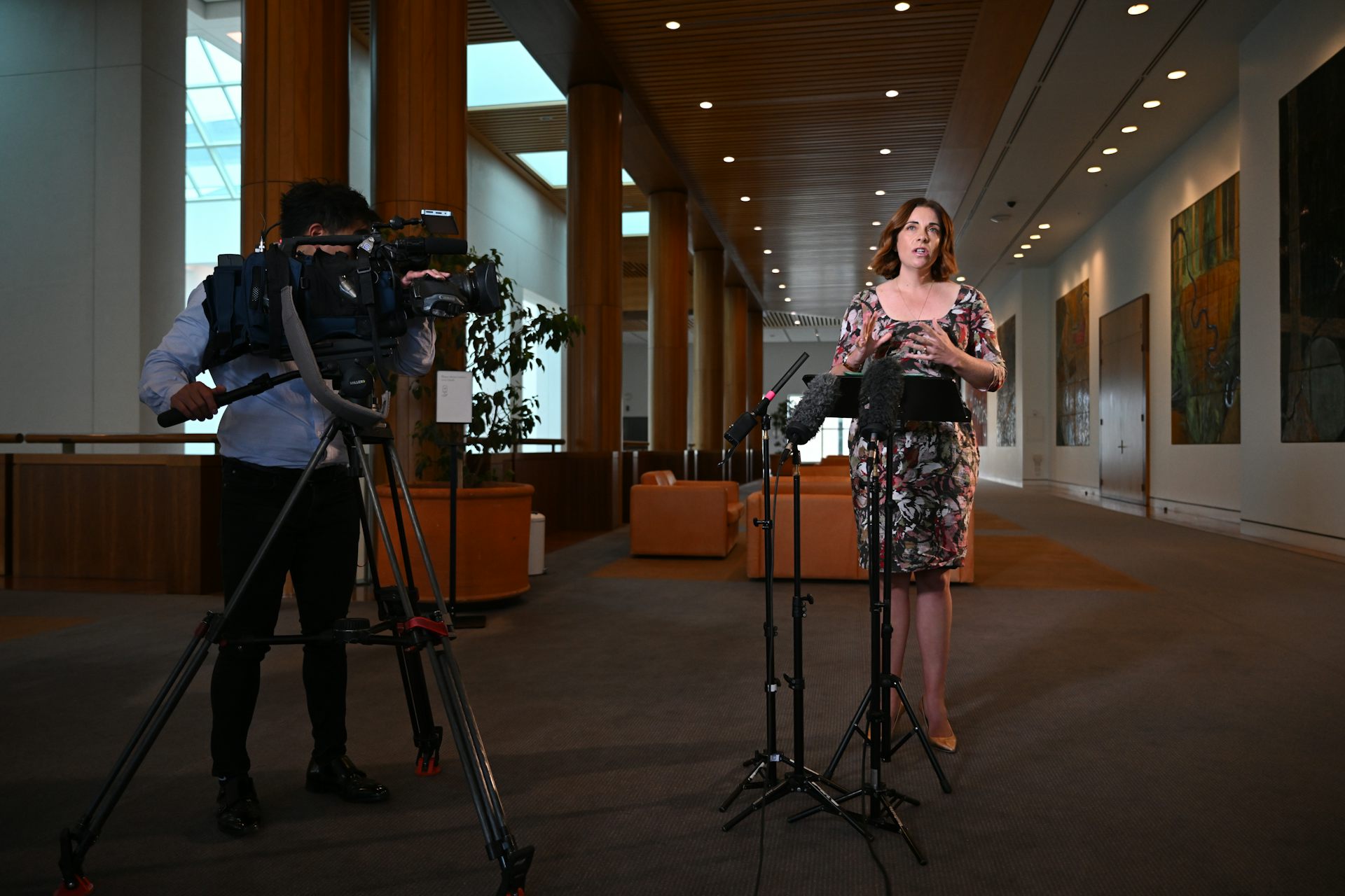 Minister Anika Wells repays more than $10,000 after four travel claims found to have breached rules