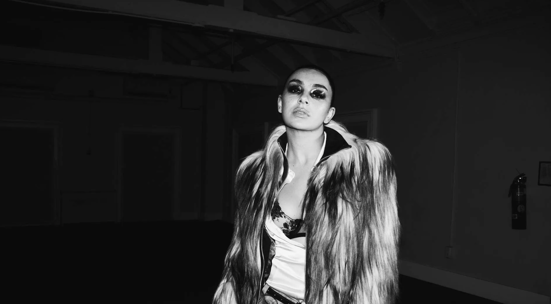 EduWireDaily — Why indie sleaze feels nostalgic – even for people who never lived it