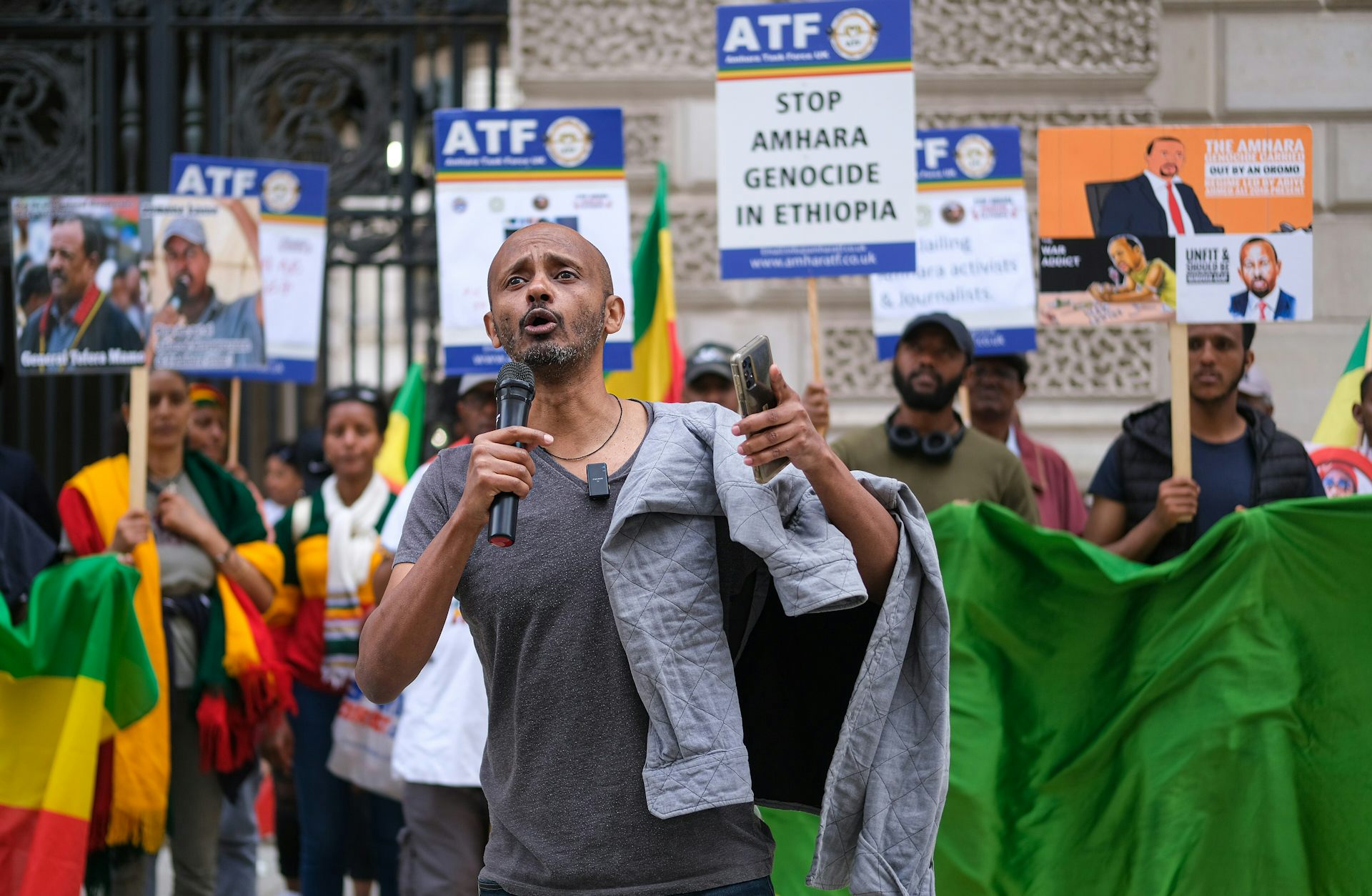 Global media networks simplify Ethiopia’s conflicts: insights from 5 years of data