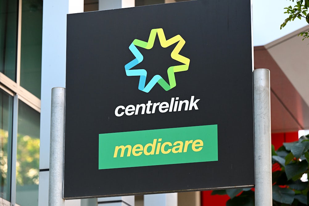 theconversation.com - Michelle Grattan - A Coalition government would restrict access to welfare payments to Australian citizens