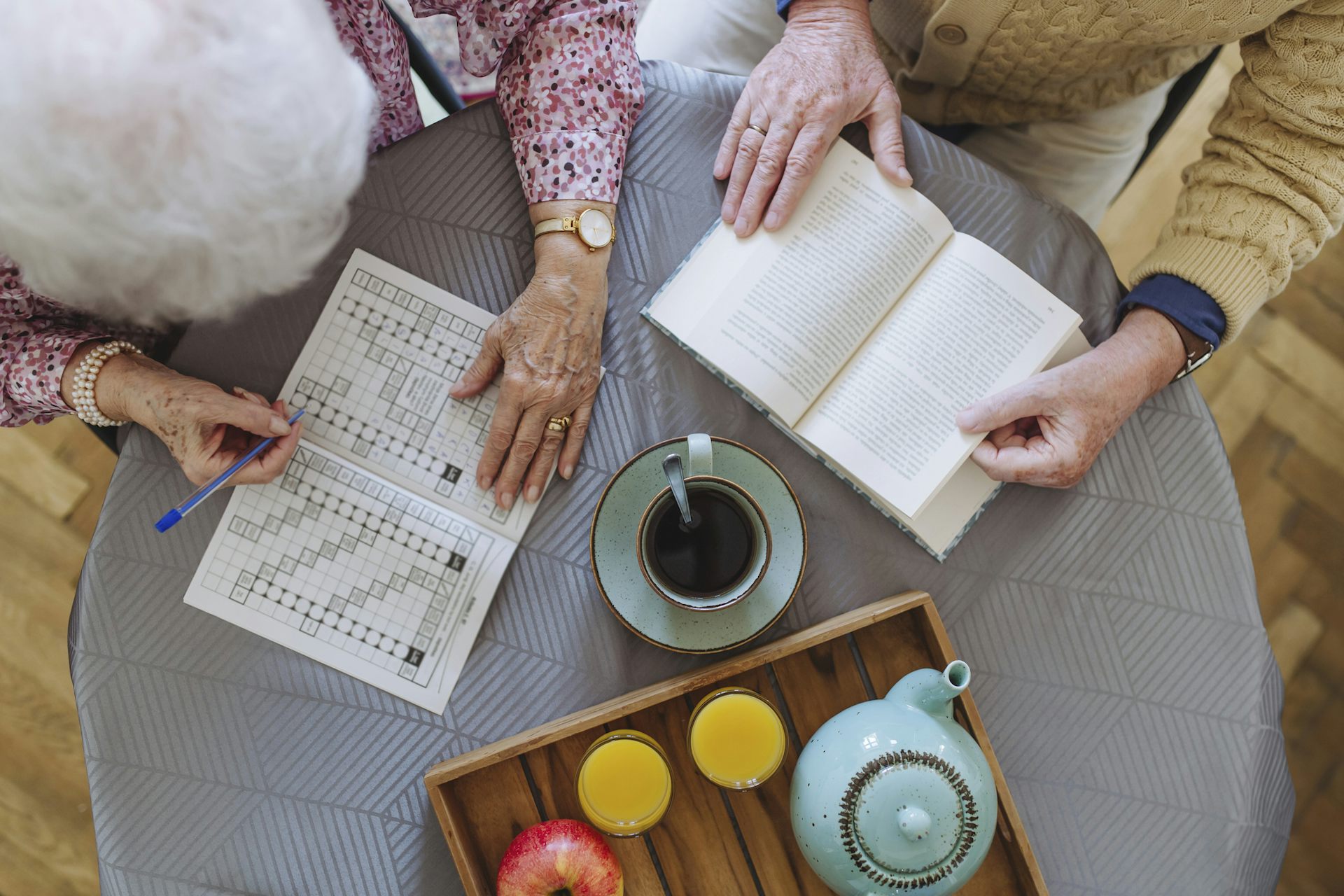Doing puzzles and joining clubs could help you age well: new research