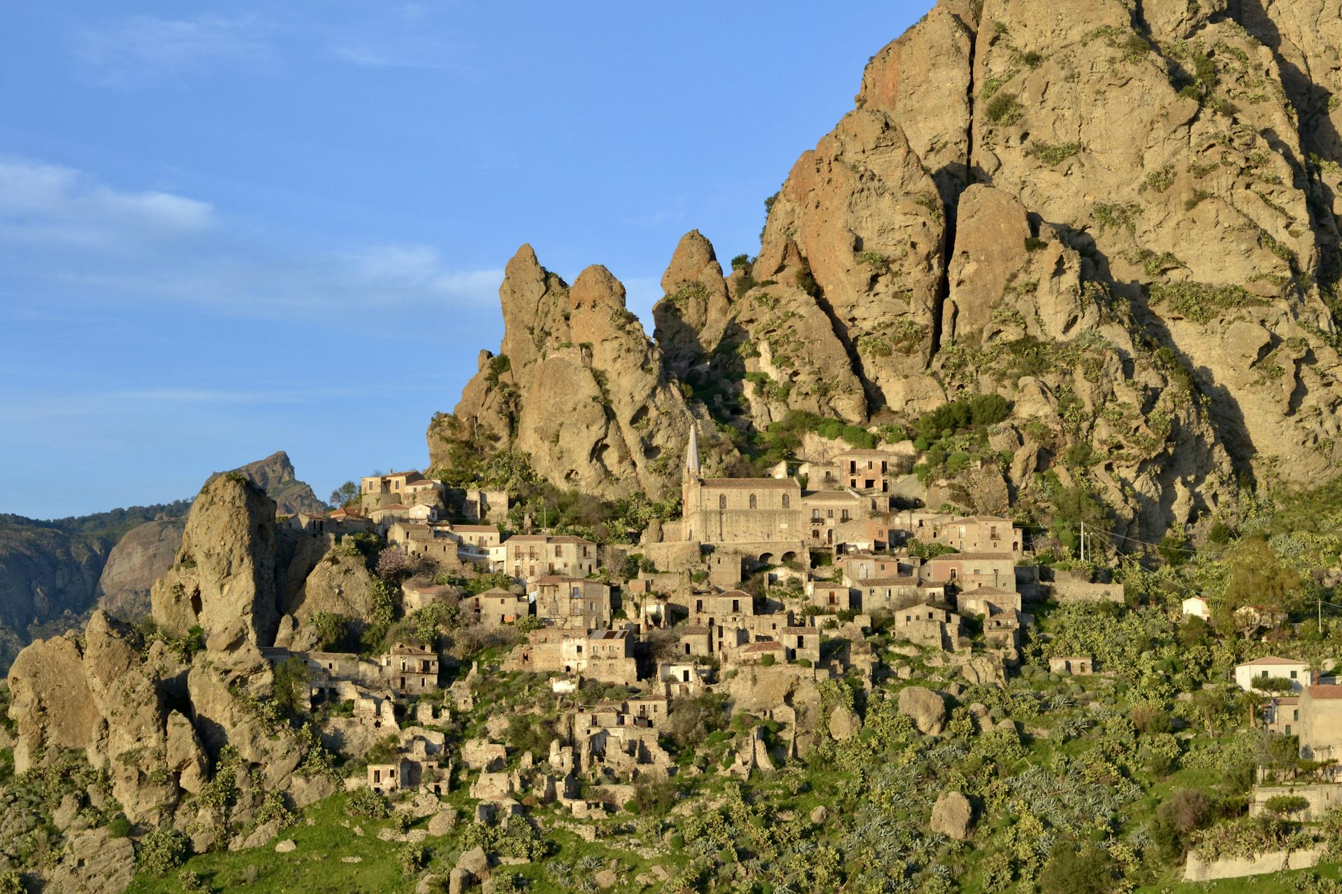 The revamped hiking trail regenerating an Italian region blighted by mafia stereotypes