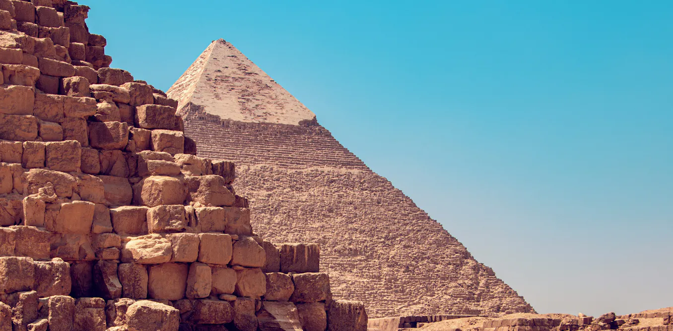 Marele Secret al Piramidei din Giza: Cum a Supraviețuit 4.500 de Ani de Cutremure