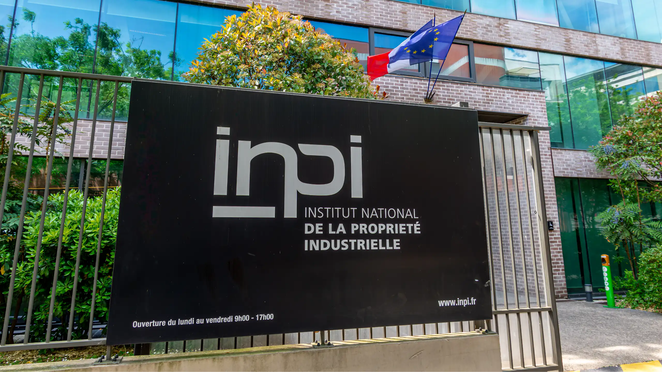 Devanture de l'Institut national de la propriété industrielle
