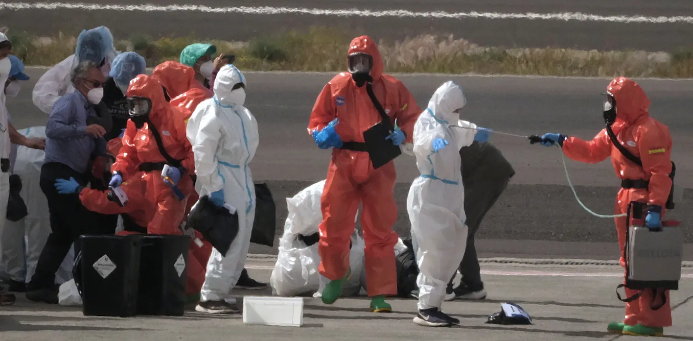 Lessons from COVID-19 about travel risks posed by hantavirus and Ebola Lessons from COVID-19 about travel risks posed by hantavirus and Ebola