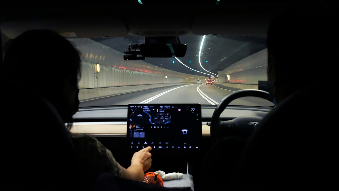 theconversation.com - Dennis B. Desmond - Are our cars spying on us? A cybersecurity expert explains how to stay safe