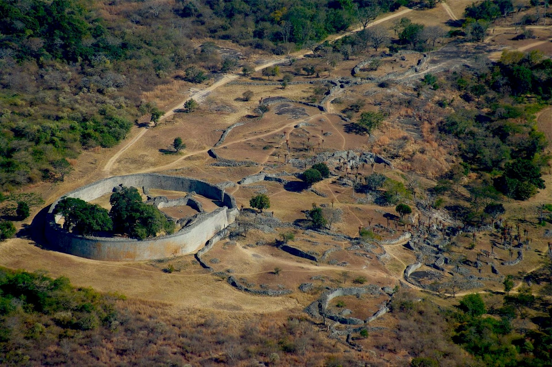 Great Zimbabwe: debunking the myth of tyrants and forced labour