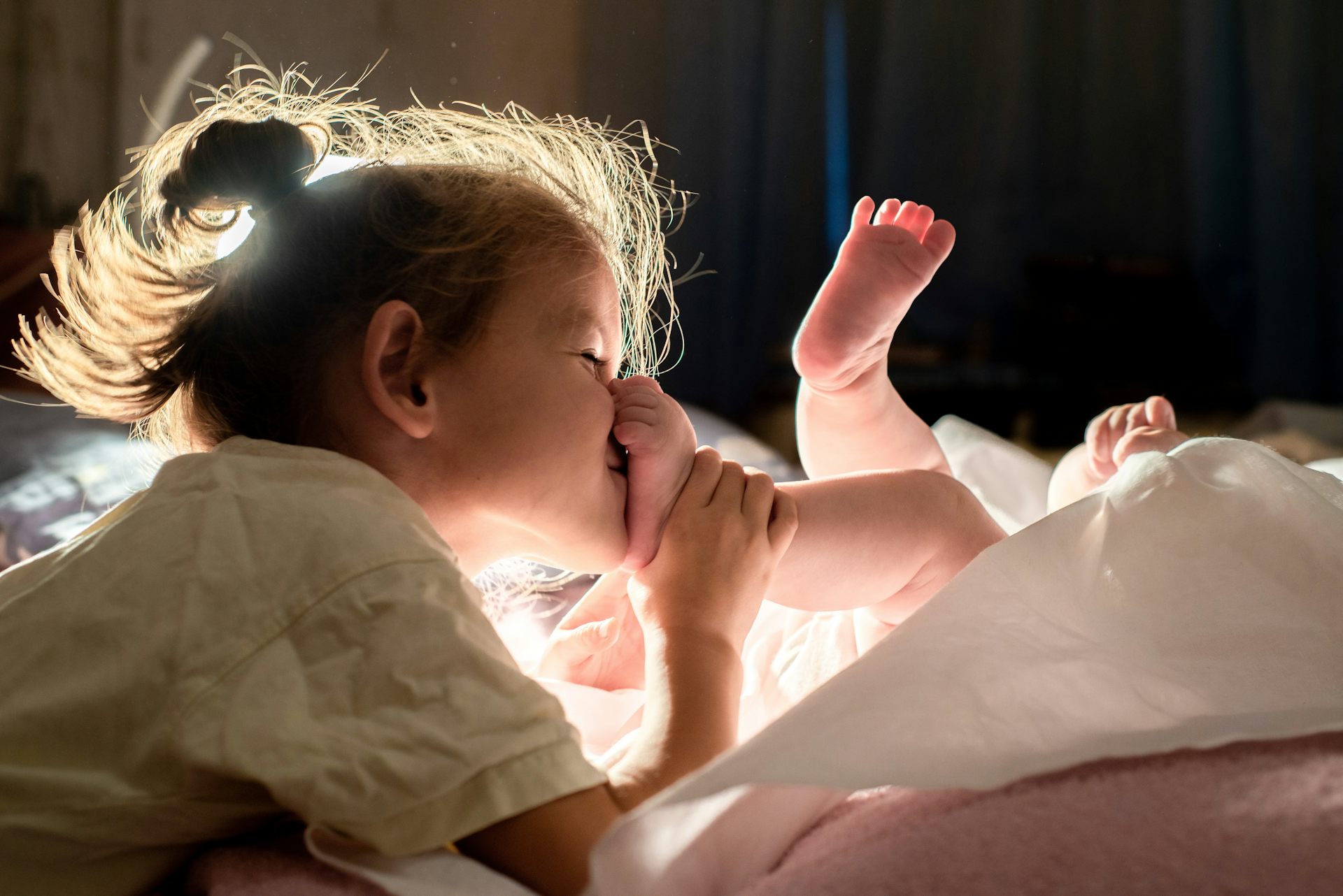Babies with older siblings have a higher infection risk, but are less protected through vaccination
