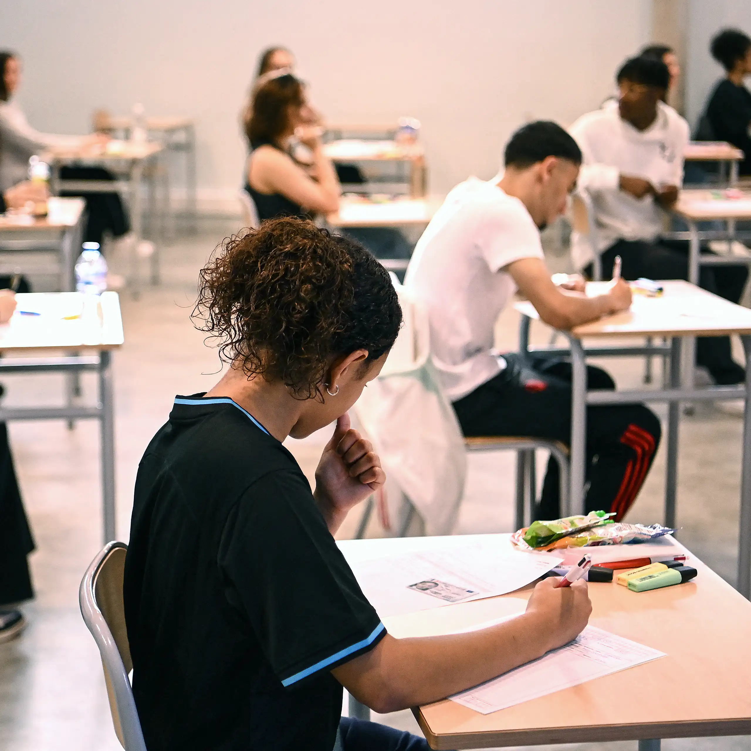 Des candidats de la session 2024 du baccalauréat.