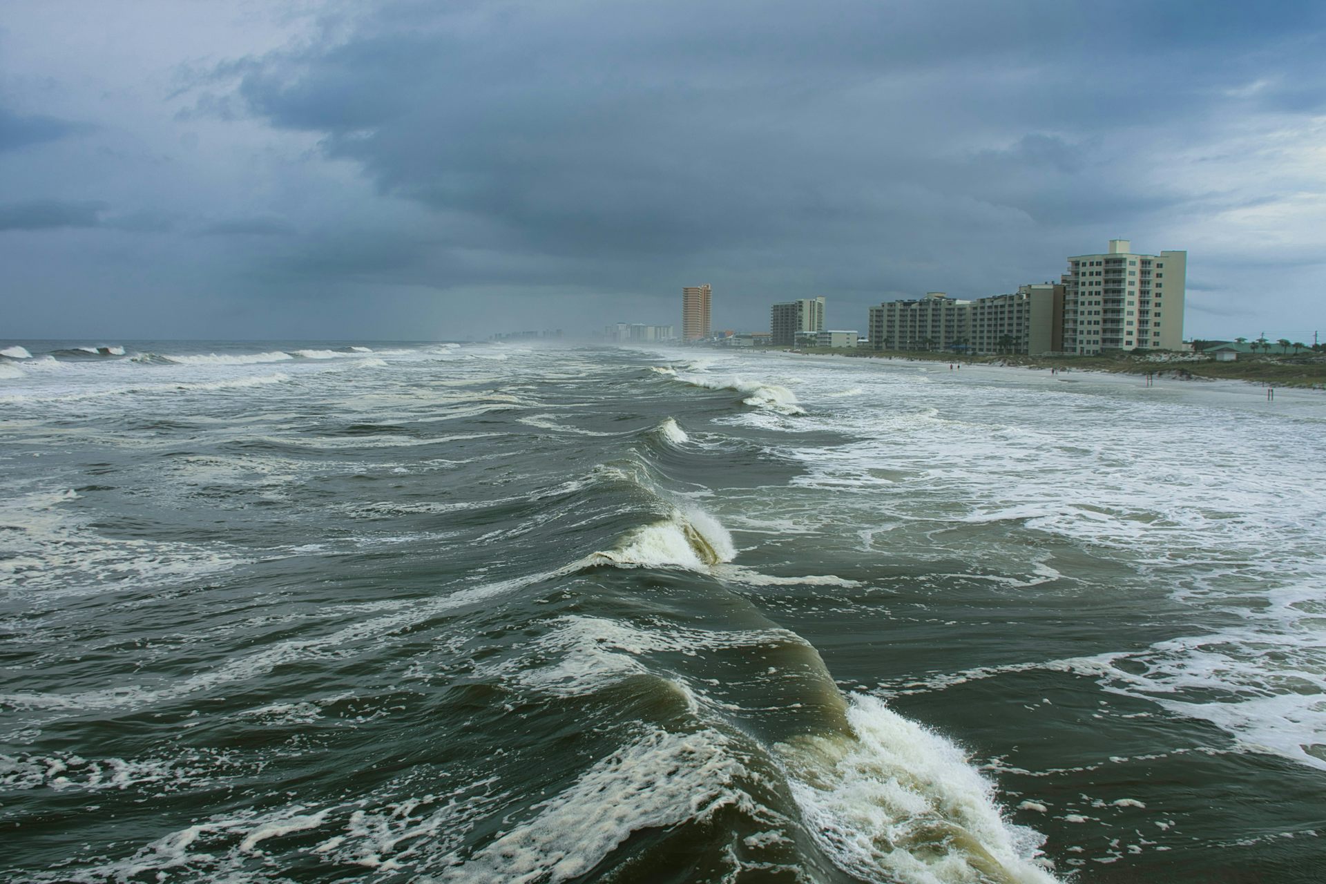 Vagues près de Panama City Beach, en Floride