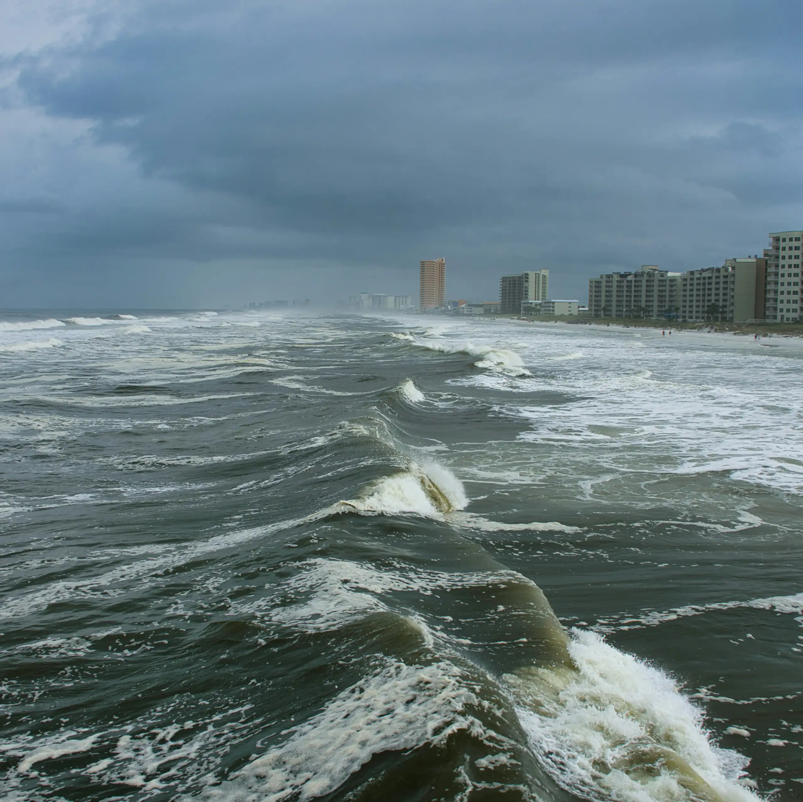 Vagues près de Panama City Beach, en Floride