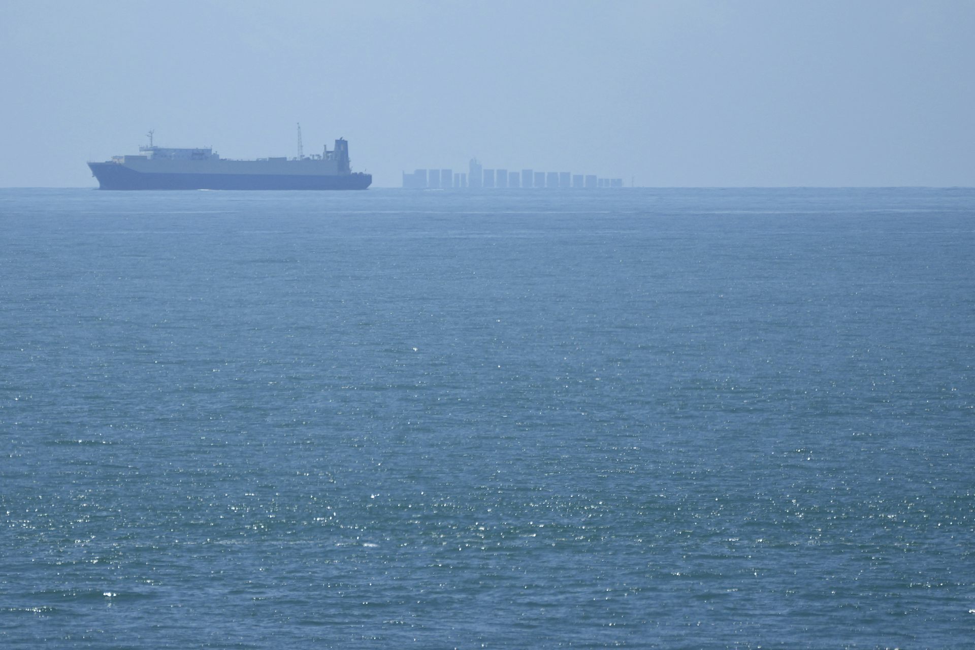 barco en el mar