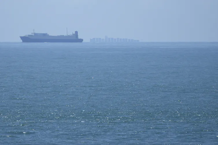 Cómo equilibra Taiwán las visiones estadounidense y china del dominio energético 1 barco en el mar